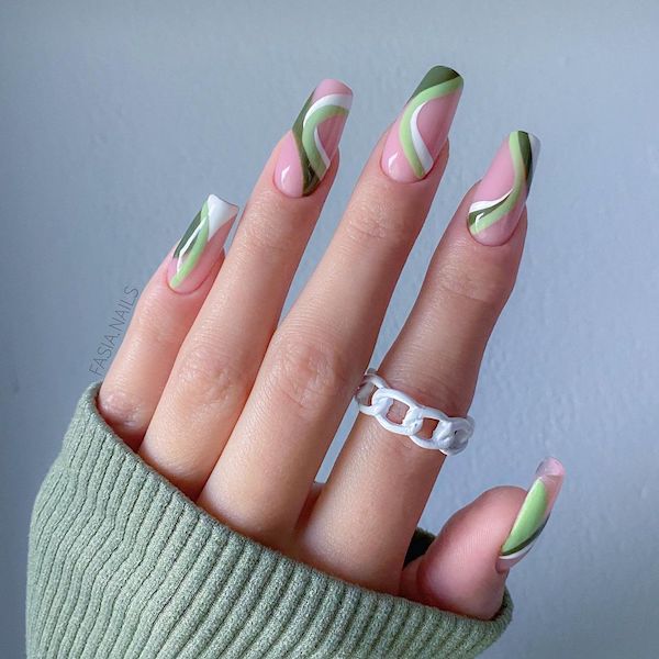 Green Flower Nails Golden Glitter Press Nails White - Temu