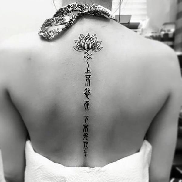 40+ Spine Tattoo Ideas for Women | Art and Design