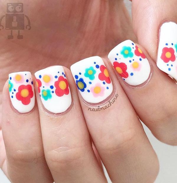white nail art-14