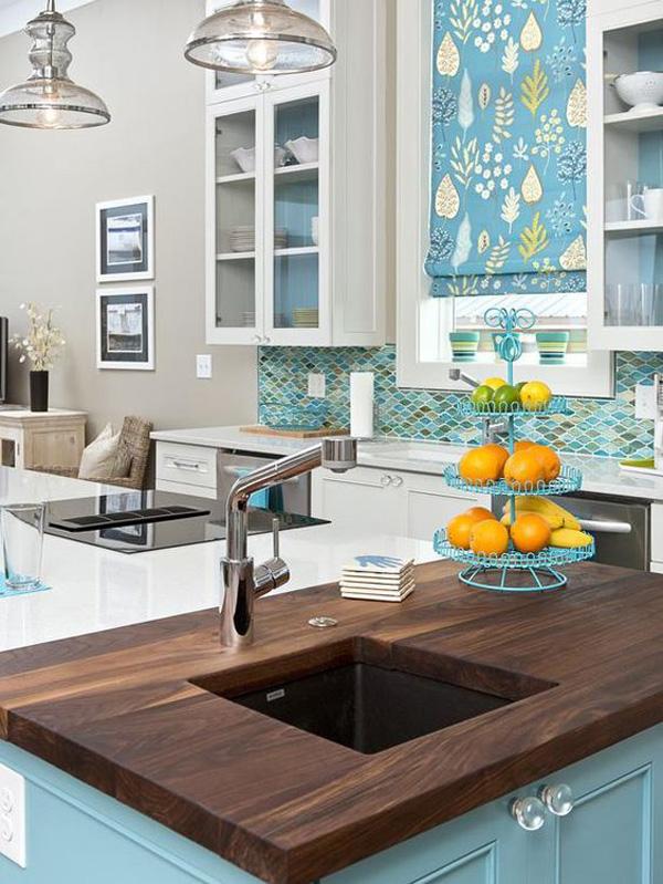 Coastal style kitchen idea-39