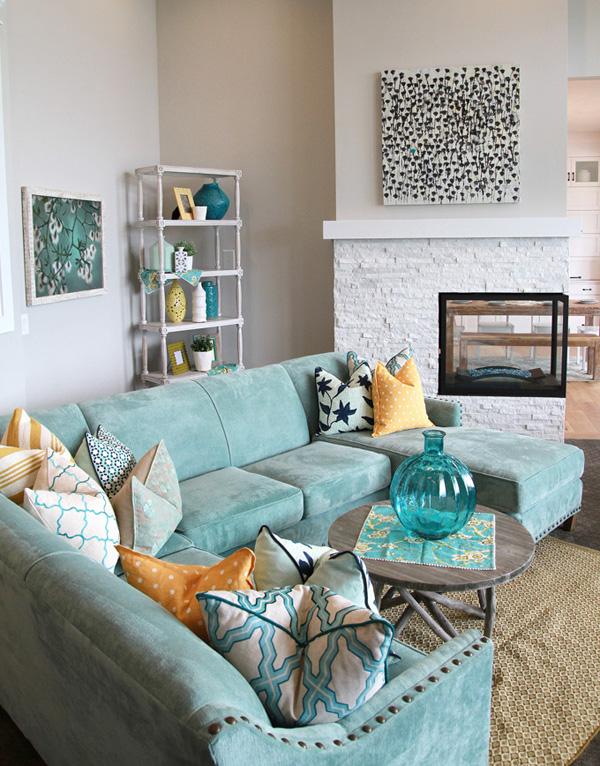 Coastal style living room idea-16