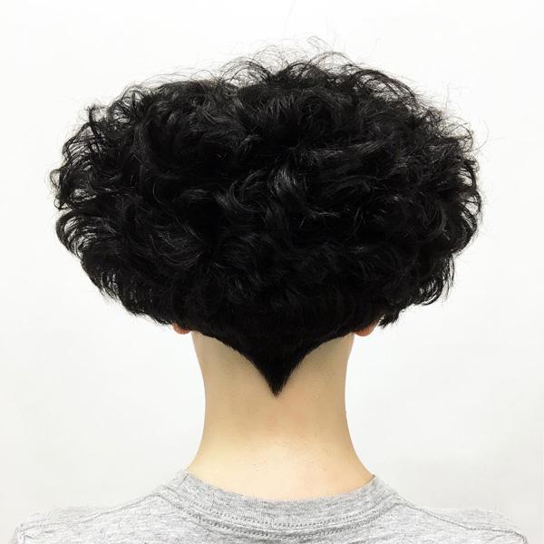 short black hairstyle-3