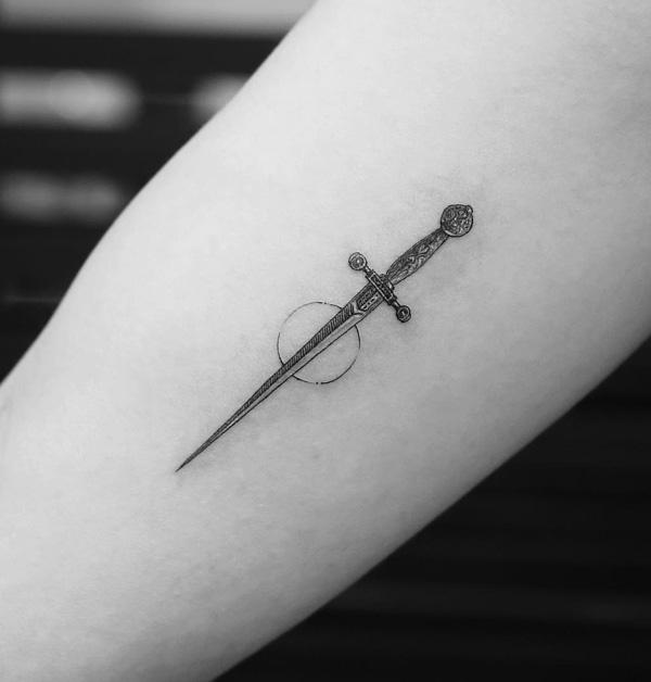 forearm sword