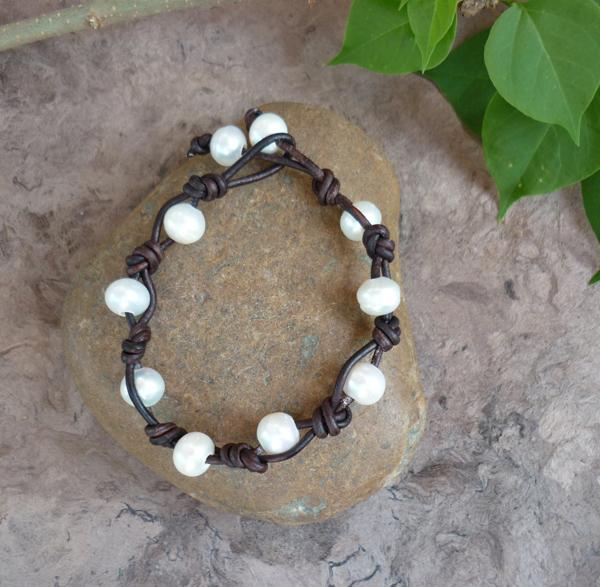 Leather and Freshwater Pearl Bracelet-8