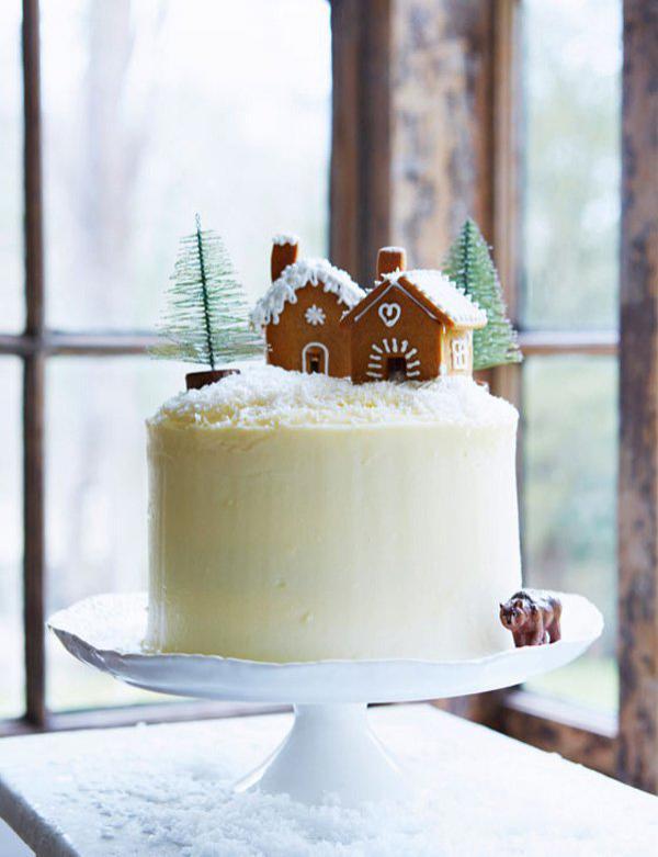 gingerbread-layer-cake-with-maple-icing