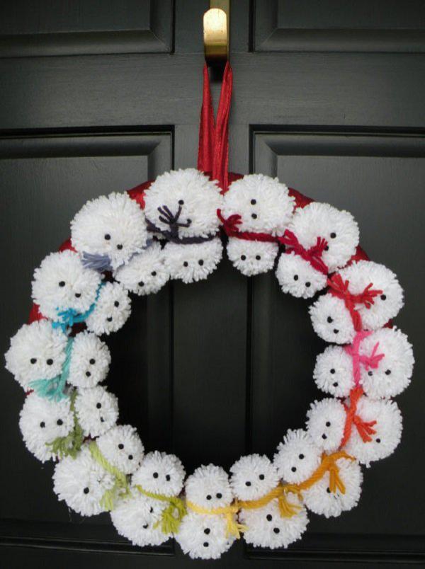 pom-pom-snowman-winter-wreath