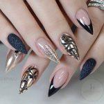 55+ Creative and Chic Chrome Nail Art Ideas