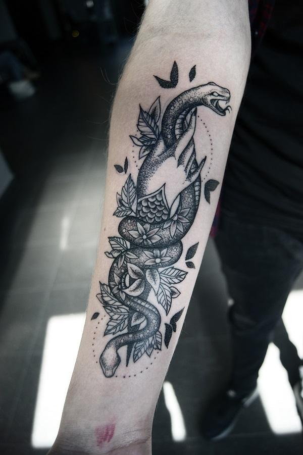 Learn more about the symbolical meaning of the snake although, for some people the image of the snake associates with scary things. Scary Snake Tattoose On The Leg - 60 Snake Tattoo Ideas Cuded