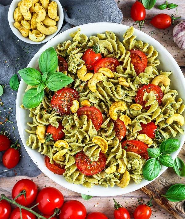 50 Tasty Healthy Recipes Art and Design