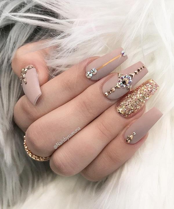 Trendy Acrylic Nail Designs - L'Oréal Paris