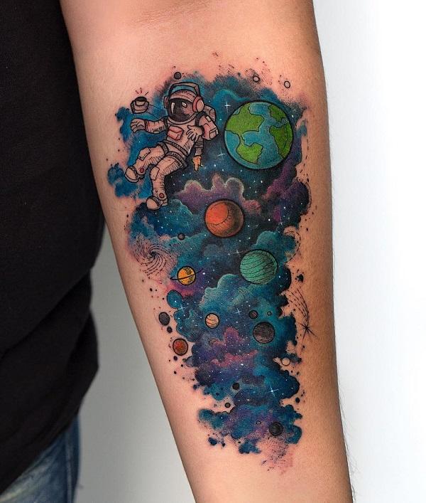 30 Cool Astronaut Tattoo Designs for Space Lovers  TattooBloq  Astronaut  tattoo Galaxy tattoo Alien tattoo