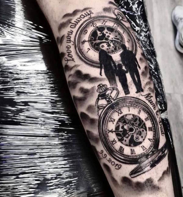 Family and pockets with words Love you always