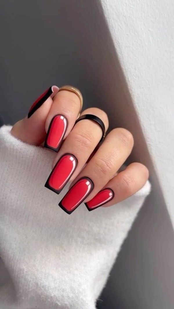 10 Luscious Red and Black Heart Nail Design Ideas