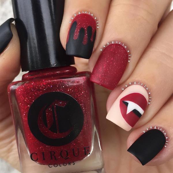 Red lips with red and black nail 8