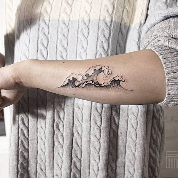 Tattoo uploaded by Chanan Petchy Tokrisna  Minimal wave by Tony  Tattoodo