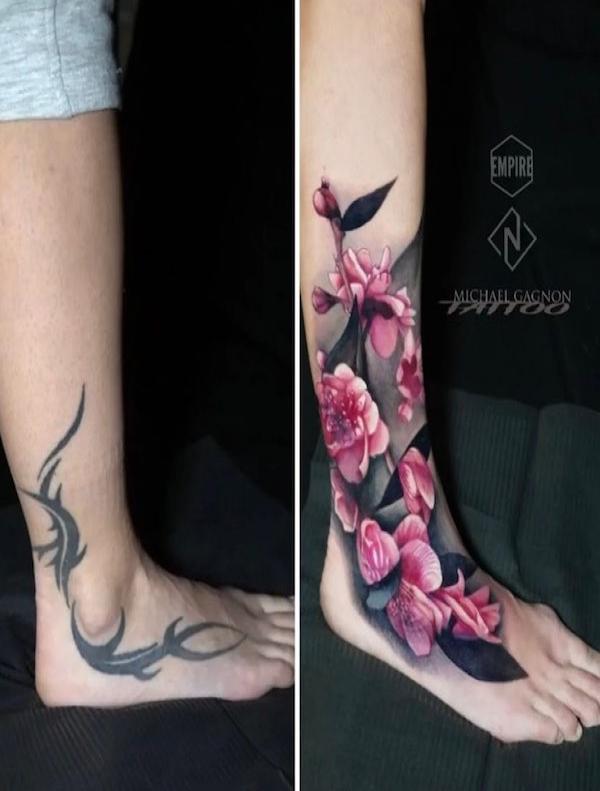 Make up the tribal tattoo with flowers on ankle