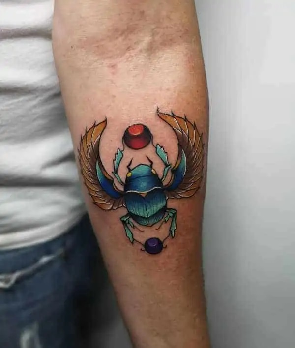 Scarab Beetle pushing sun disk