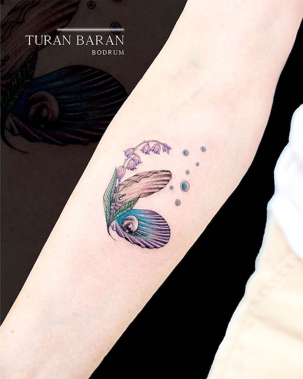 Shell and Lily of the valley