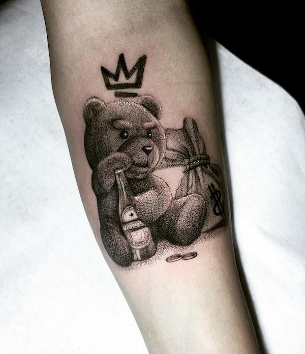 U_TATTOO on Instagram: “손님의 깜띡한 그림🧡” | Bear tattoos, Teddy bear tattoos, Bear  tattoo designs