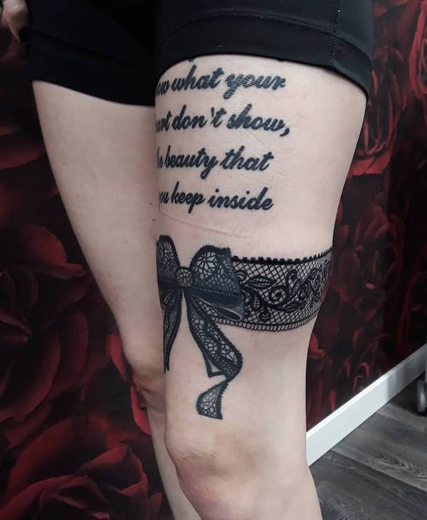 Garter deals tattoo meaning