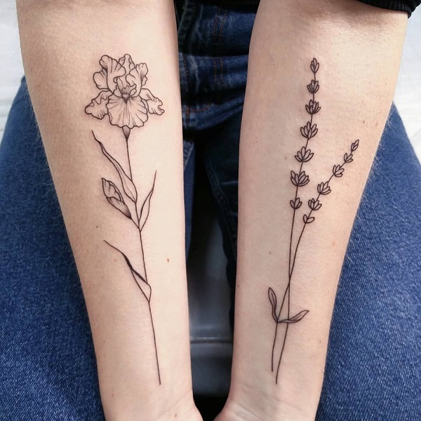 Iris tattoo on the left hand