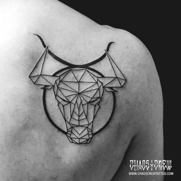 I love mixing shapes with animals, like this geometric buffalo on Liz. My  books open February 1st. Let's make some cool tattoos! | Instagram