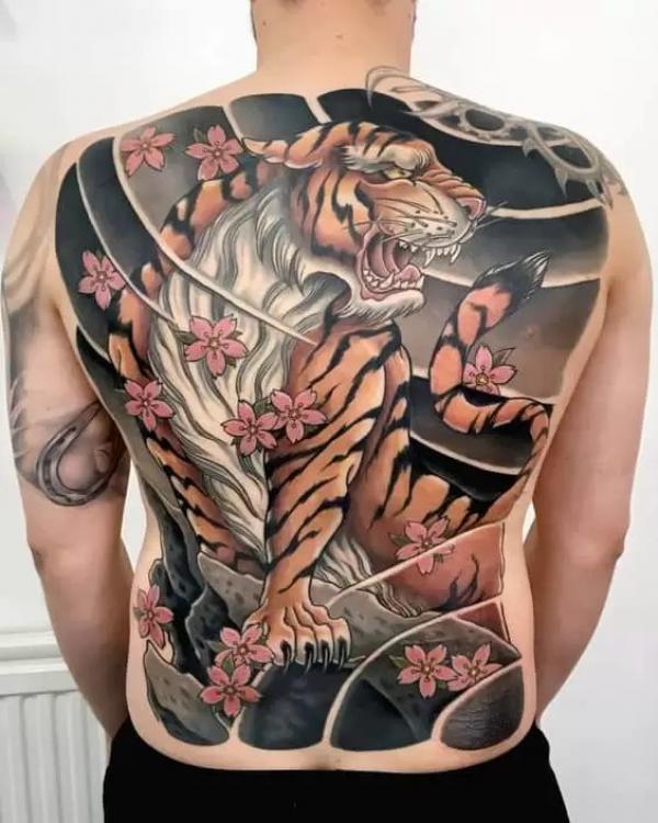 Japanese Tiger Tattoos: A Blend of Beauty and Strength | Art and Design