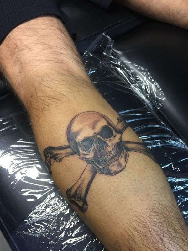 Jolly roger skull tattoo