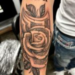 Money rose with roman numerals