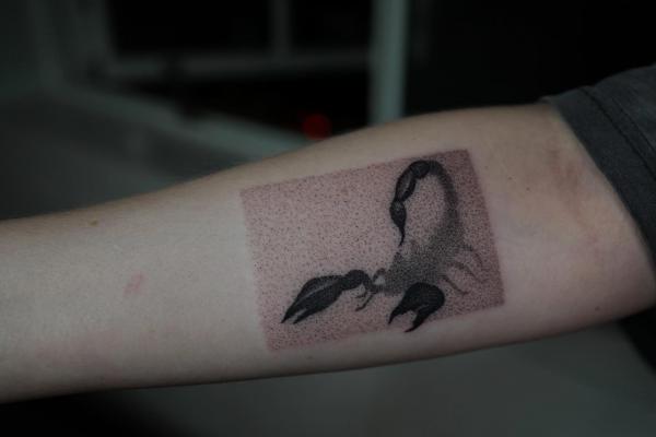 Scorpion dotwork