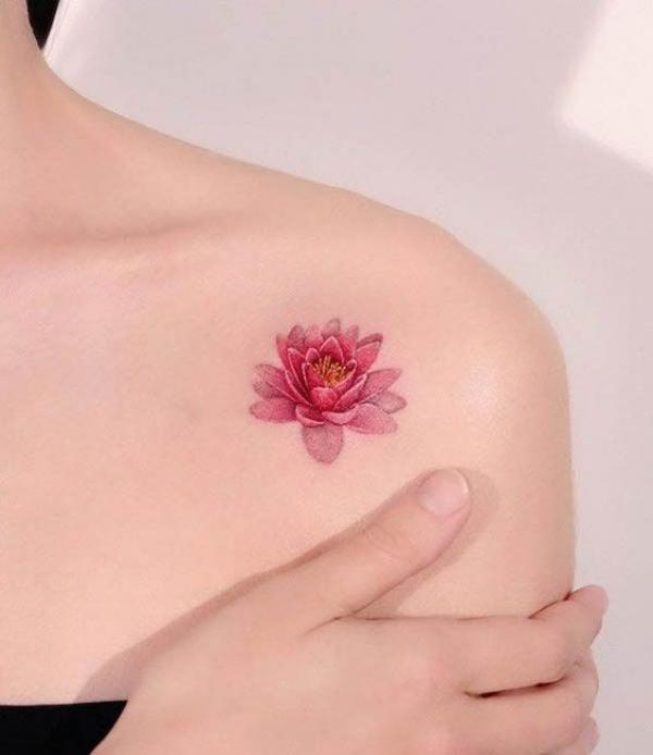 Small Tattoos | Lily tattoo, Lily flower tattoos, Small lily tattoo