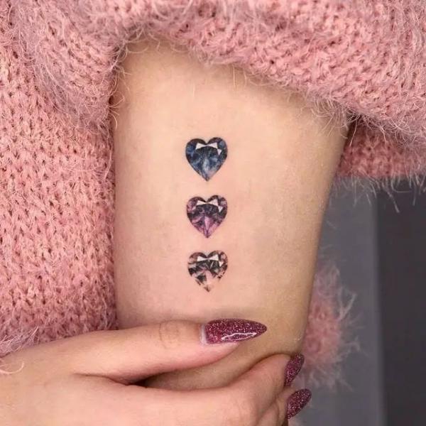 Diamond tattoos, Tiny tattoos, Diamond finger tattoo