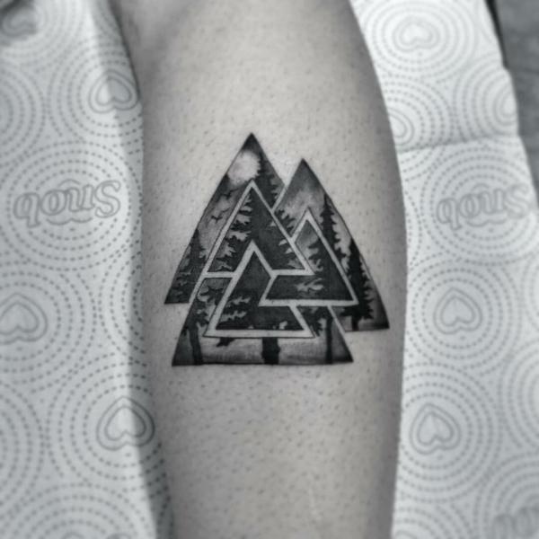 Flash Tattoos | Sacred Valknut - Powerful Viking temporary tattoo – The  Flash Tattoo