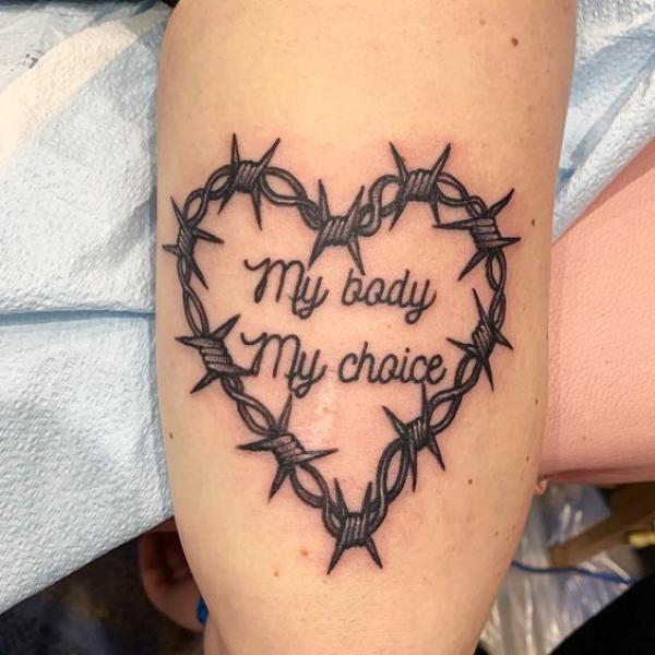 Barbed Wire Heart Tattoo The Meaning and Designs Art and Design