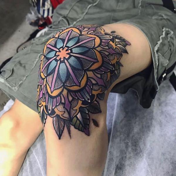 70 Best Knee Tattoos for Men and Meanings