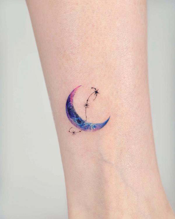 Crescent moon with scorpio constellation map