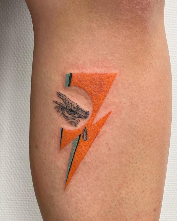 Lightning bolt with eye line work