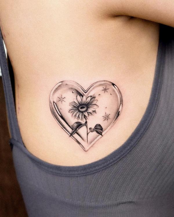 53 Adorable Small Heart Tattoos - TattooGlee | Small heart tattoos, Tiny heart  tattoos, Small heart wrist tattoo