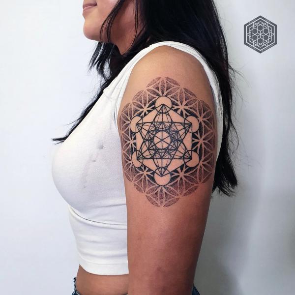 Flower of life and Metatron's Cube