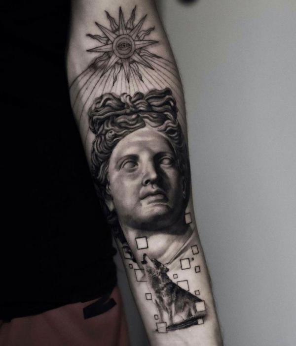 Apollo and howling wolf