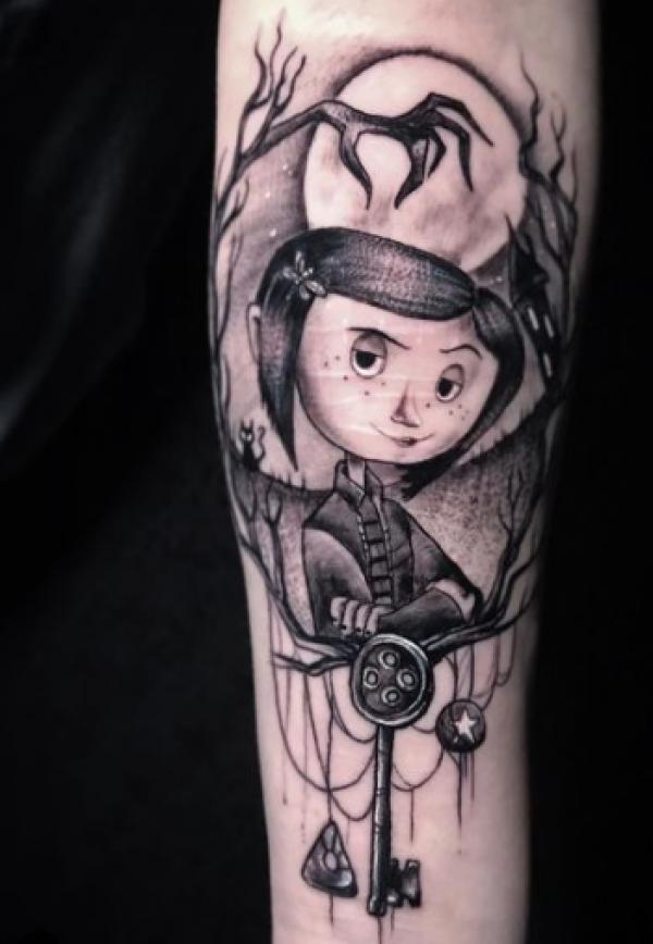 Coraline and moon