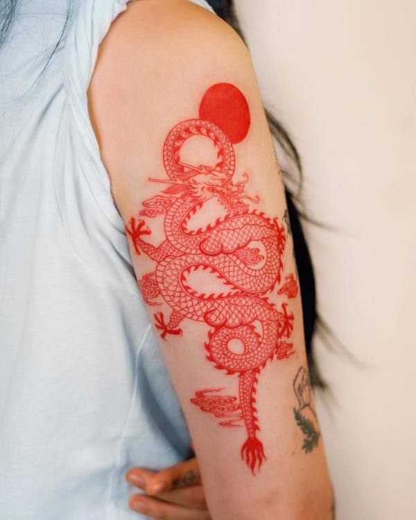 60 Fiery Dragon Tattoos for Women [2023 Inspiration Guide]  Dragon tattoo  for women, Tattoos for women, Dragon tattoo