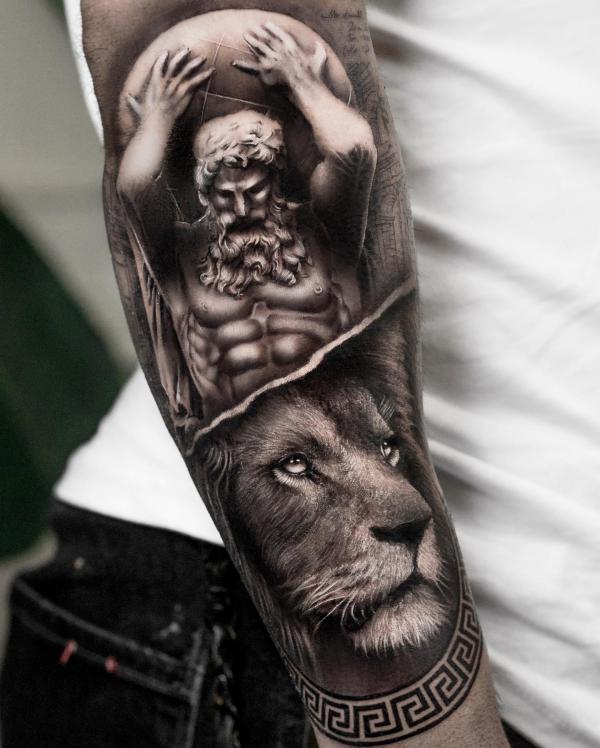 Atlas and lion face with Greek Key