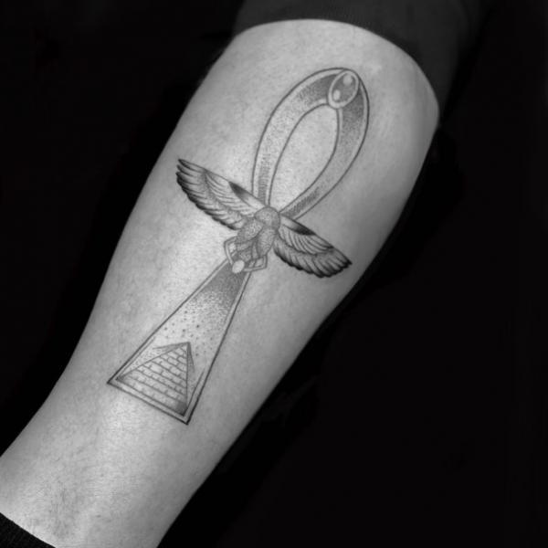 Grayscale Ankh with wings and pyramid tattoo design