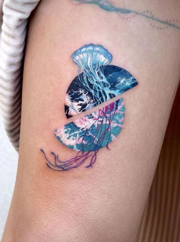 Jellyfish and ocean tattoo