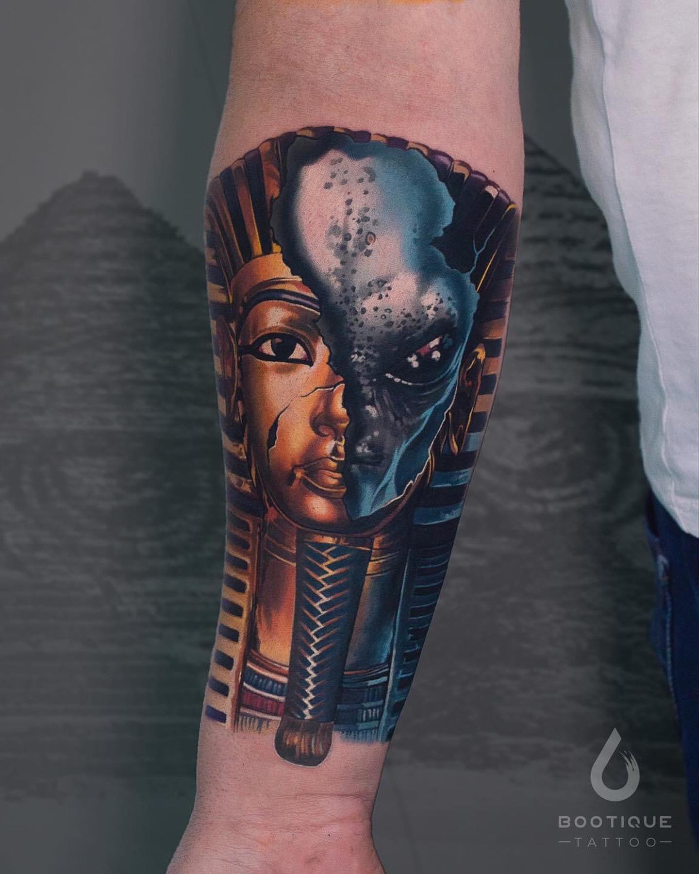 King Tut with half mask