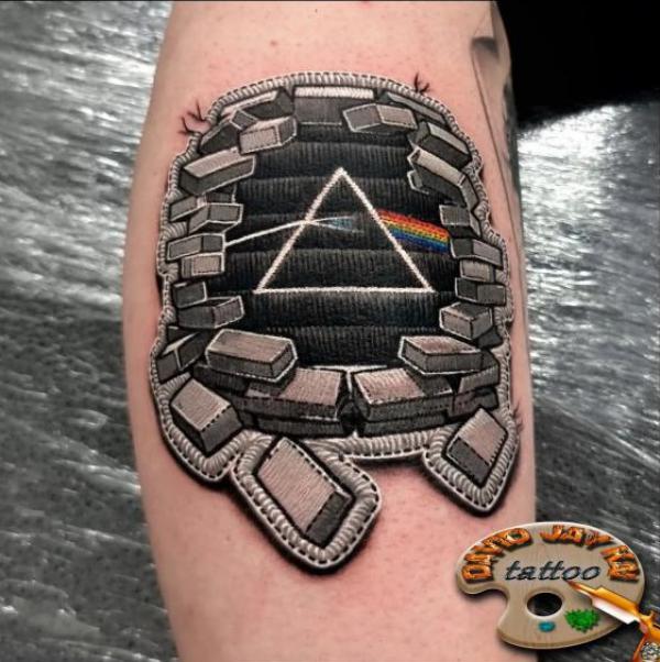 The dark side of the moon and wall