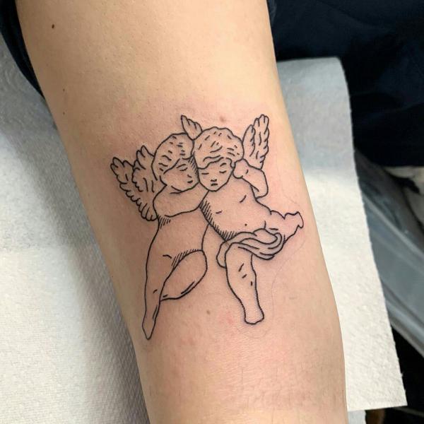 Two Cherubs outline