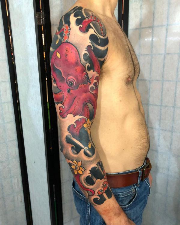 Kraken and wave Japanese tattoo sleeve