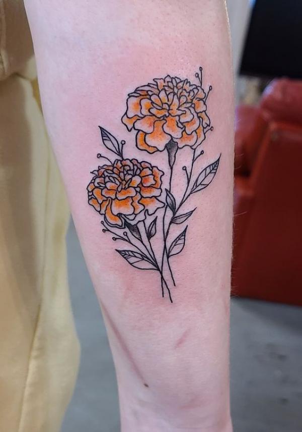 Marigold outline with watercolor filling in petals